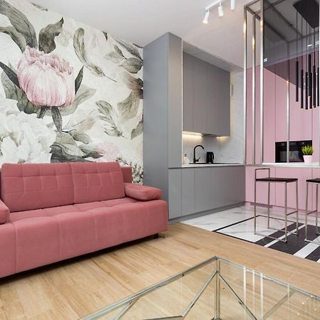 Premium Apartments Business Center By Renters Prestige Варшава Экстерьер фото